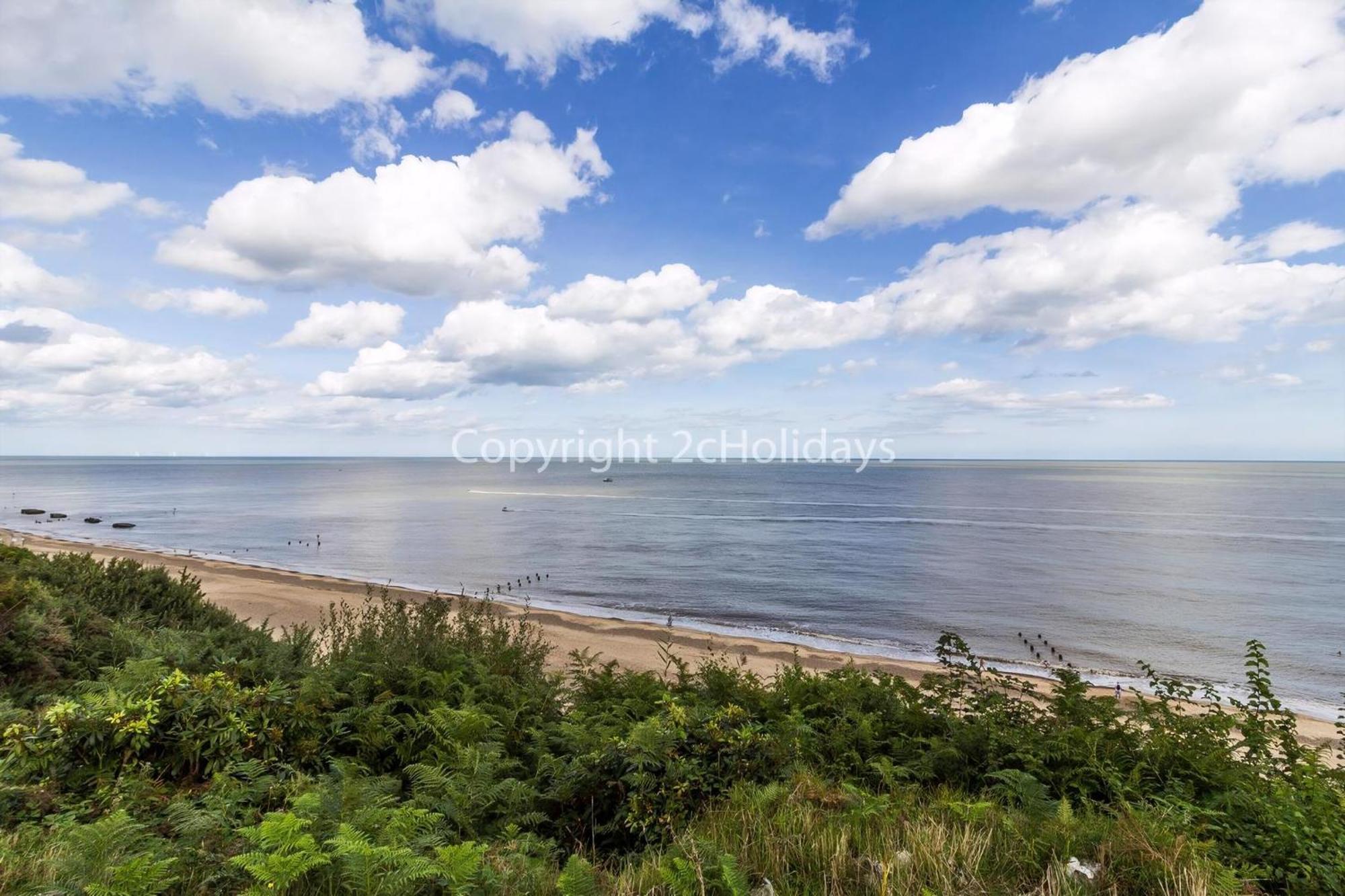Beautiful Caravan For Hire With A Partial Sea View In Suffolk Ref 32042Az لوستوفت المظهر الخارجي الصورة